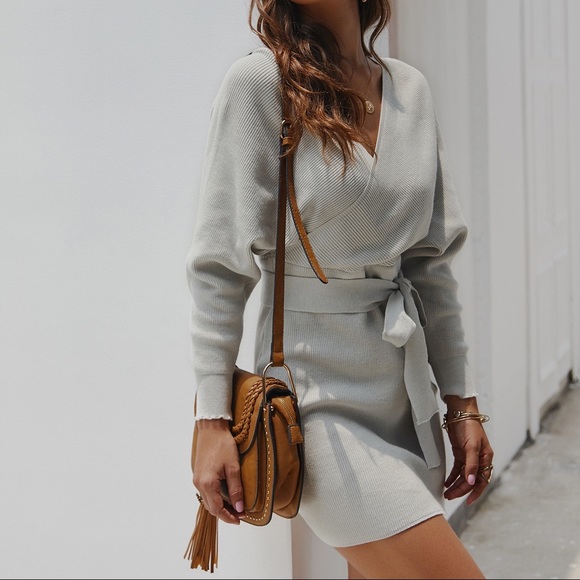 🆕🔥V Neck Tie Belt Sweater Dress Light Gray - Picture 4 of 7